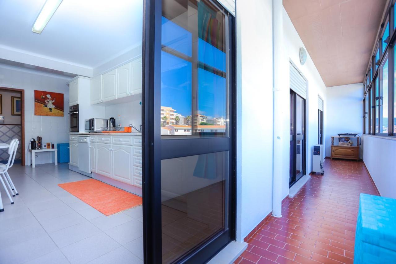 Brasil Avenue By Rent4All Figueira da Foz Exterior photo